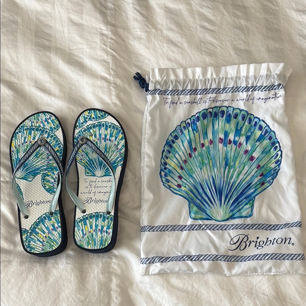 Brighton Seashell Flip Flops with Bag